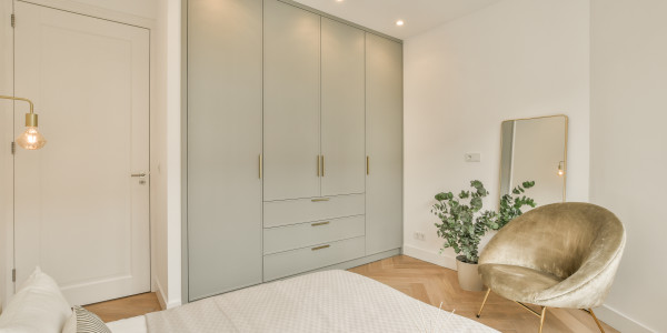 Comprar / Vender Apartamentos y Lofts en Barcelona · con Mobiliario y Carpintería a Medida