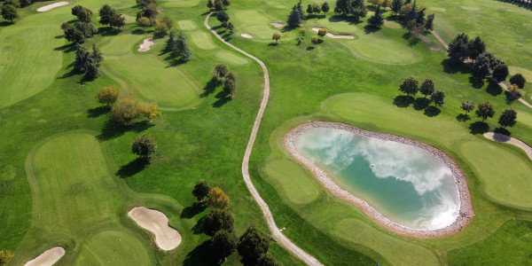 Comprar / Vender Solares, Terrenos y Parcelas Urbanizables en Horta-Guinardó · en campos de golf