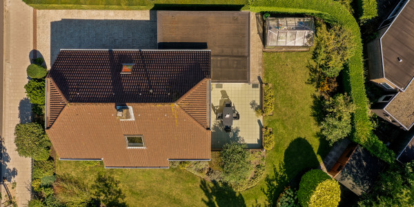 Comprar / Vender Solares, Terrenos y Parcelas Urbanizables en Horta-Guinardó · con servicios suministro (agua / luz)