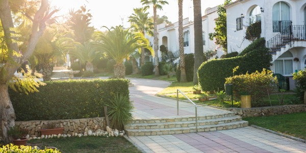 Compraventa de Inmuebles en Les Corts · Villas